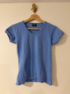Vintage cropped V-Neck Short Sleeve cotton Top in Light Blue